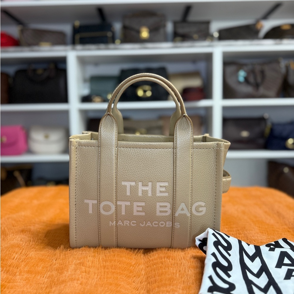 Marc Jacobs Small The Tote Bag Leather